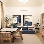 Four Seasons Apartment